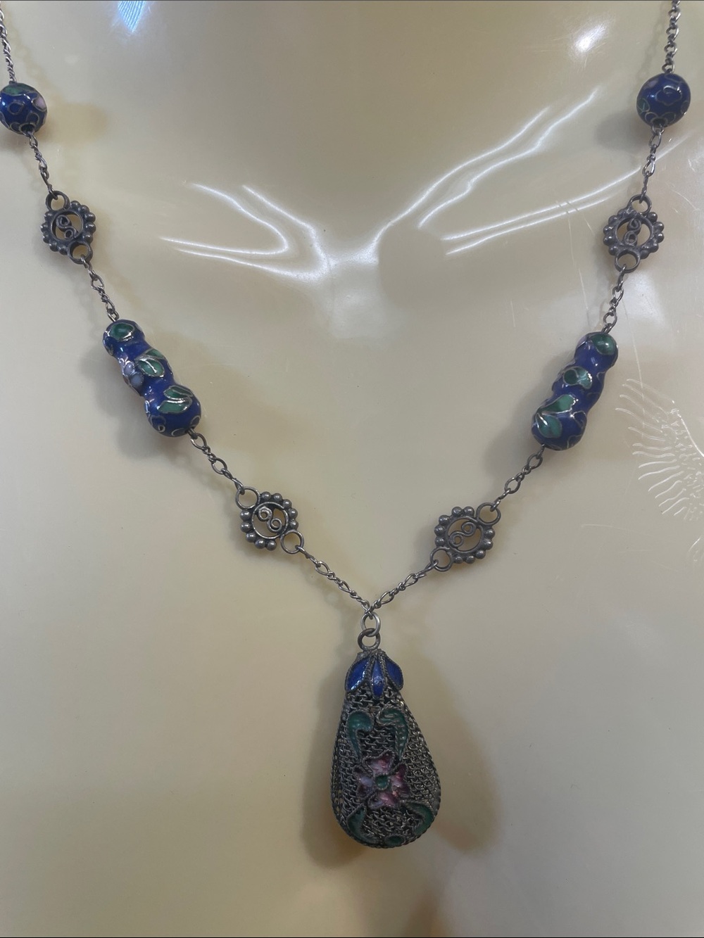 Vintage-Inspired Blue and Green Floral Drop Necklace